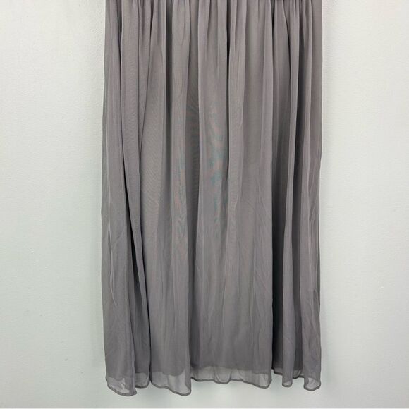 David’s Bridal Short Mesh Bridesmaid Dress with Cowl Back F16007 Mercury Gray 0 - Picture 9 of 16